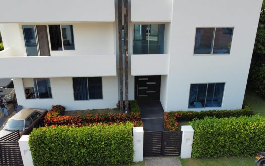 GIRARDOT CONDOMINIO PACOLI 8ENTRE MELGAR Y GIRSRDOT) VENTA CASA CAMPESTRE 600 M2 Y TERRENO 798 M2 $1.000.000.000