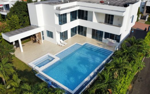 GIRARDOT CONDOMINIO PACOLI 8ENTRE MELGAR Y GIRSRDOT) VENTA CASA CAMPESTRE 600 M2 Y TERRENO 798 M2 $1.000.000.000