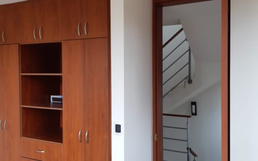 CHIA VEREDA LA BALSA VENTA CASA 133.42 M2 3 NIVELES, $610.000.000