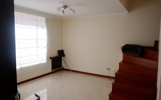 PRADERA NORTE VENTA CASA 92 M2, 3 NIVELES, $550.000.000