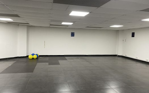 SALITRE: TERMINAL DE TRANSPORTES VENTA LOCAL DE 97 M2, PISO 2 $700.000.000