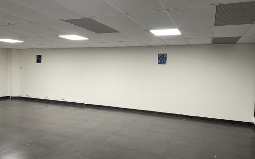 SALITRE TERMINAL DE TRANSPORTE ARRIENDO LOCAL 97 M2, PISO 2. $6.250.000 INCLUIDA ADMNISTRACION